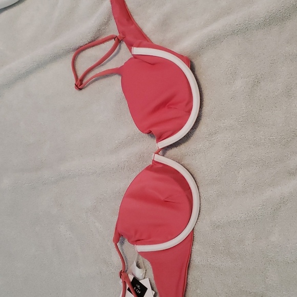 Nwt O'Neill bikini top - Picture 4 of 5